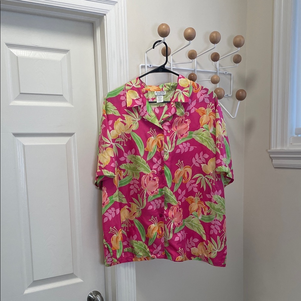 Allison Taylor Woman - Hawaiian Floral Short Sleeve Button Down Silk Shirt - 1x